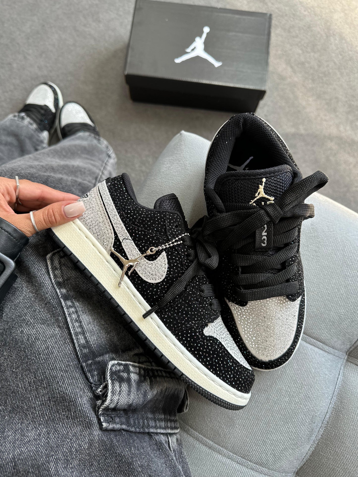 JORDAN LOW BRILHANTE
