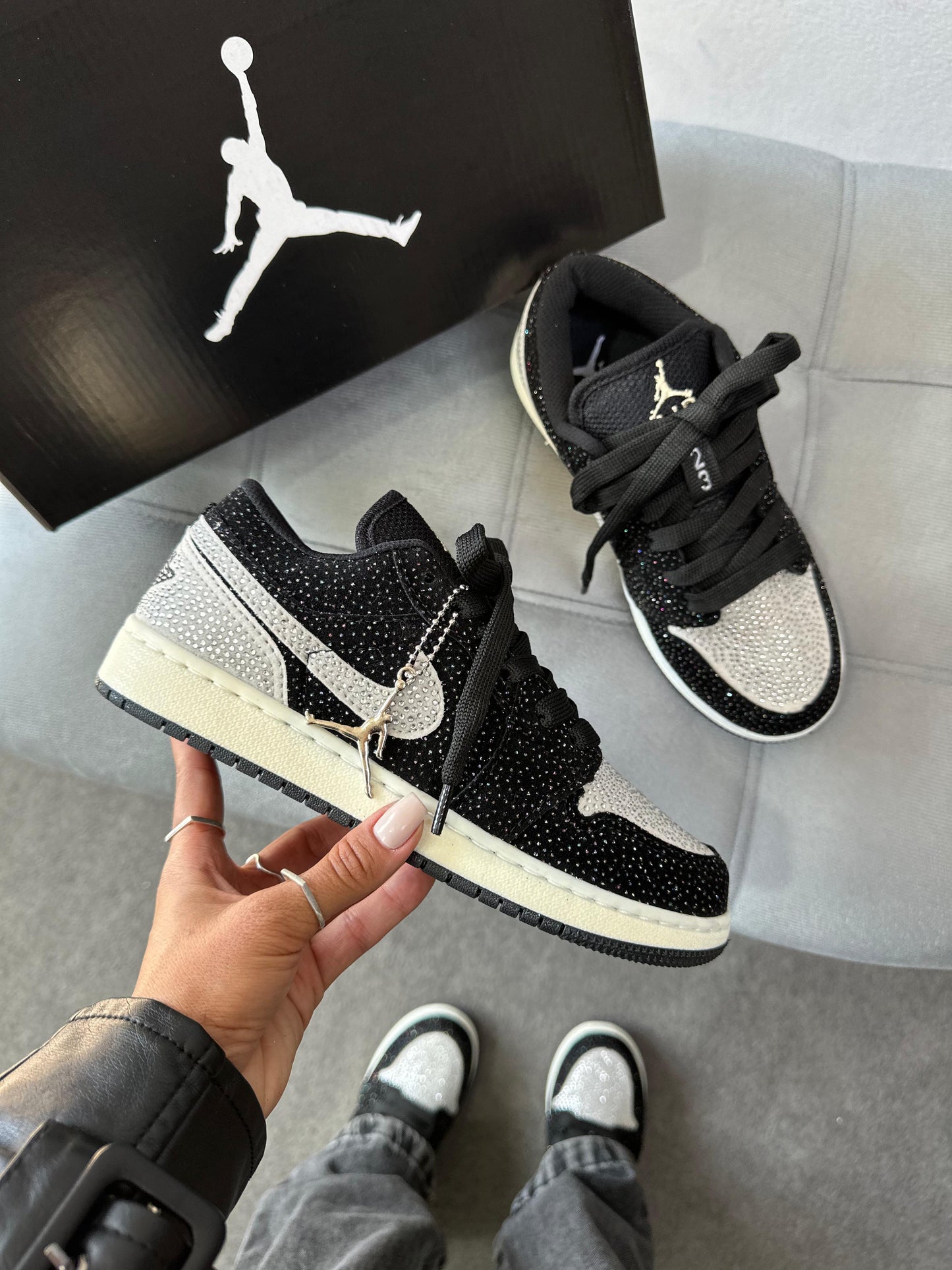 JORDAN LOW BRILHANTE