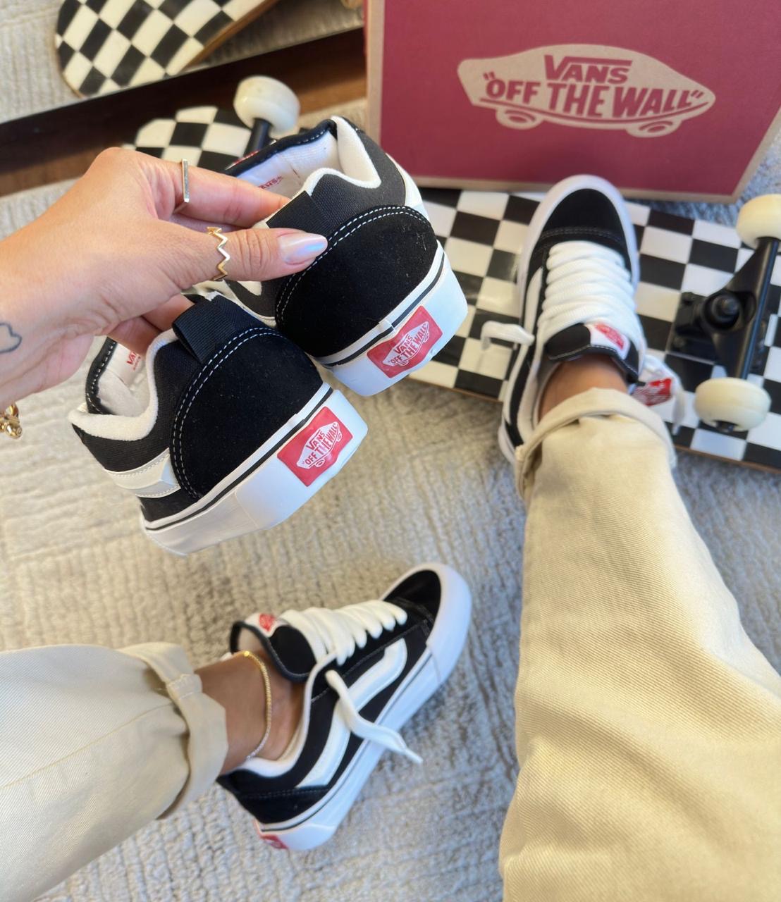 Tênis Vans KNU Skool
