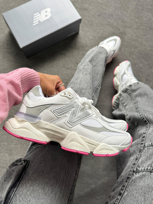 TÊNIS NEW BALANCE 9060 Branco e Rosa