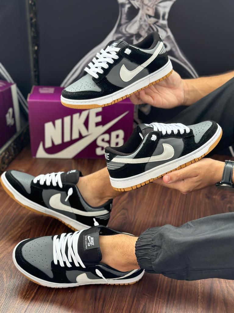 Tênis Nike Dunk Low