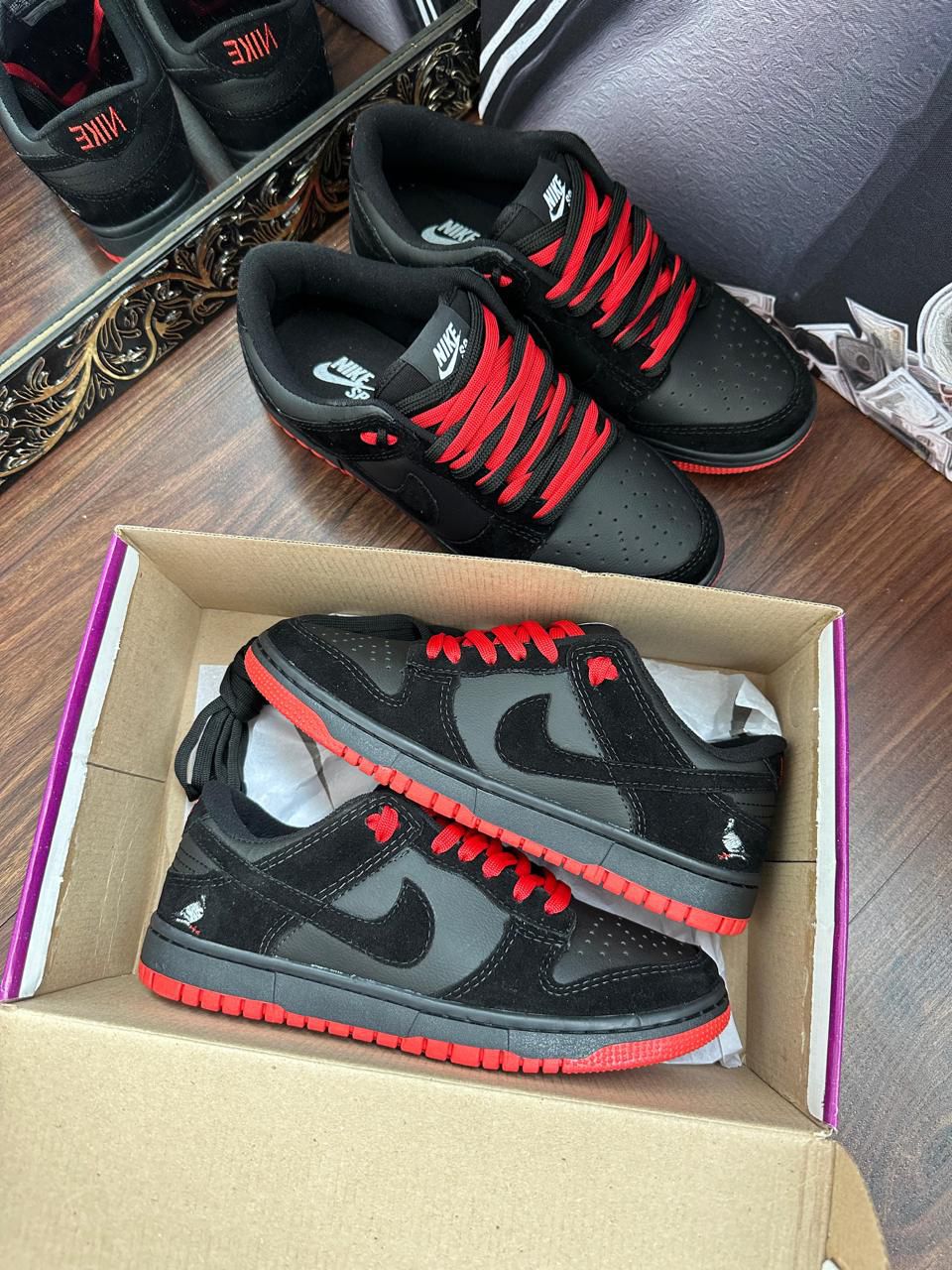 Tênis Nike Dunk Low "Black Pigeon"