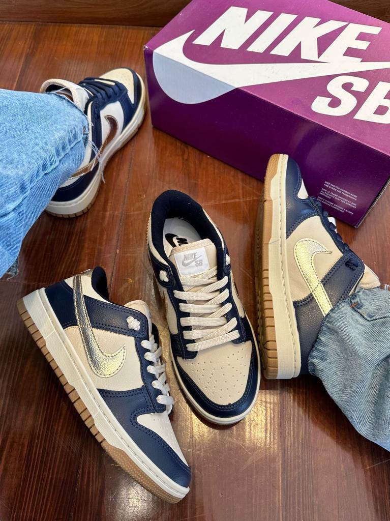 Tênis Nike Dunk Low