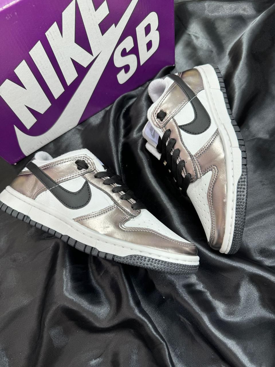 Tênis Nike Dunk Low Onix