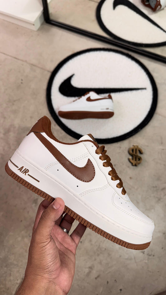 Tênis Air Force Linha Luxo Off Castanho